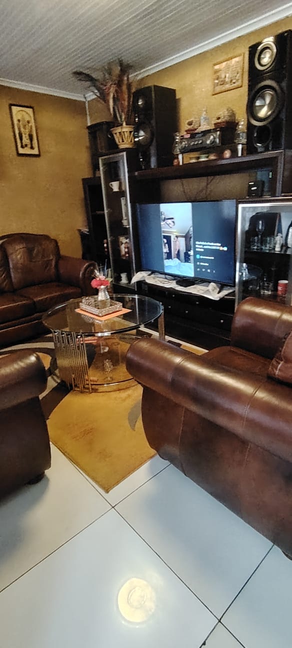 5 Bedroom Property for Sale in Mdantsane Nu 17 Eastern Cape